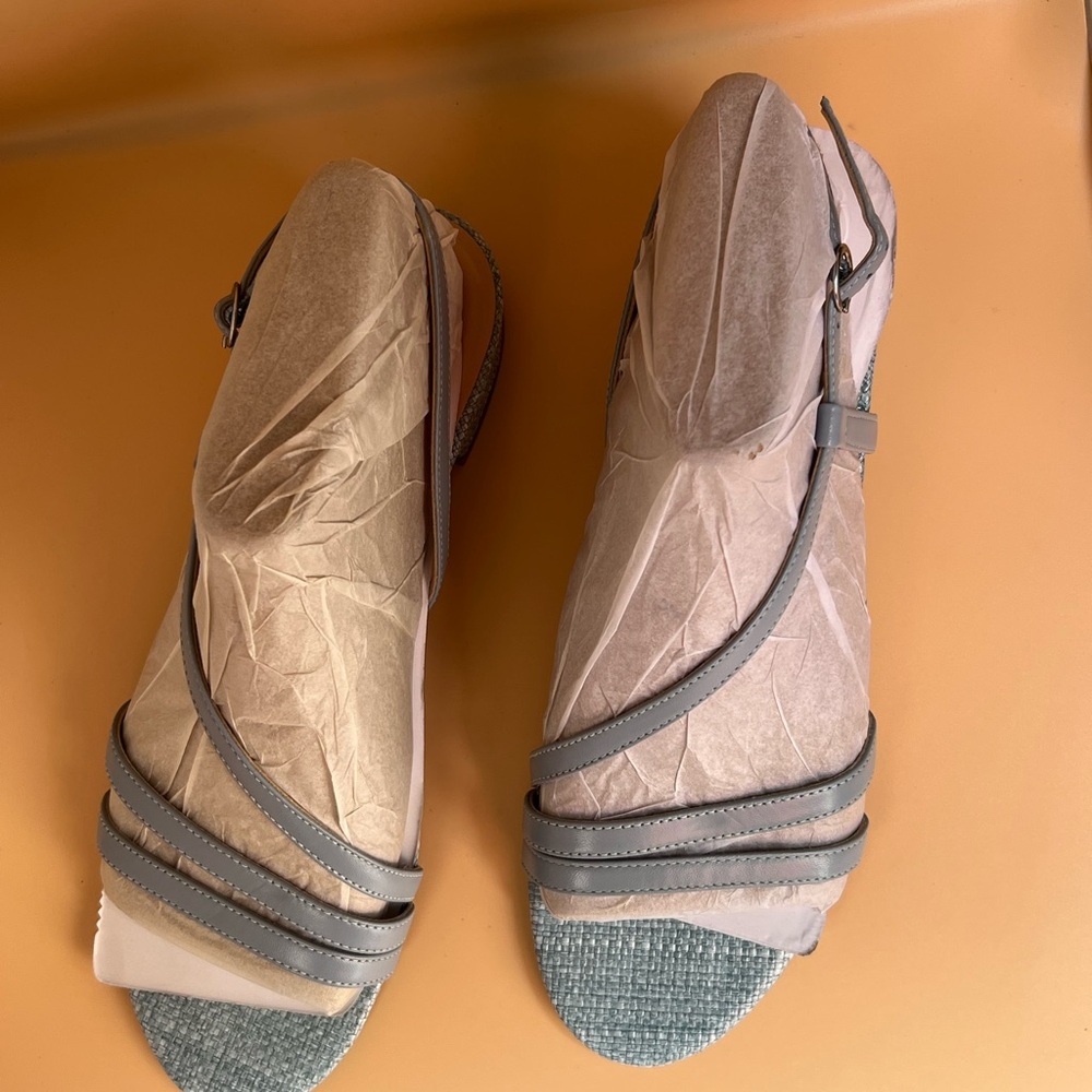 Easy Spirit Gray Women's Sandals